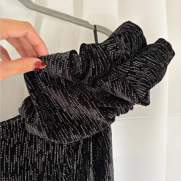 Luxxel Shimmering Black Strapless Dress - Picture 3 of 4